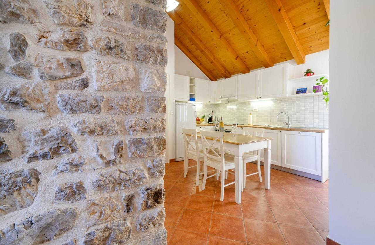 שיבניק Apartments Festum מראה חיצוני תמונה