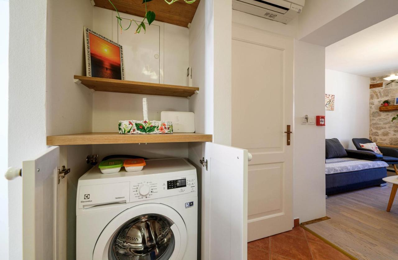 שיבניק Apartments Festum מראה חיצוני תמונה
