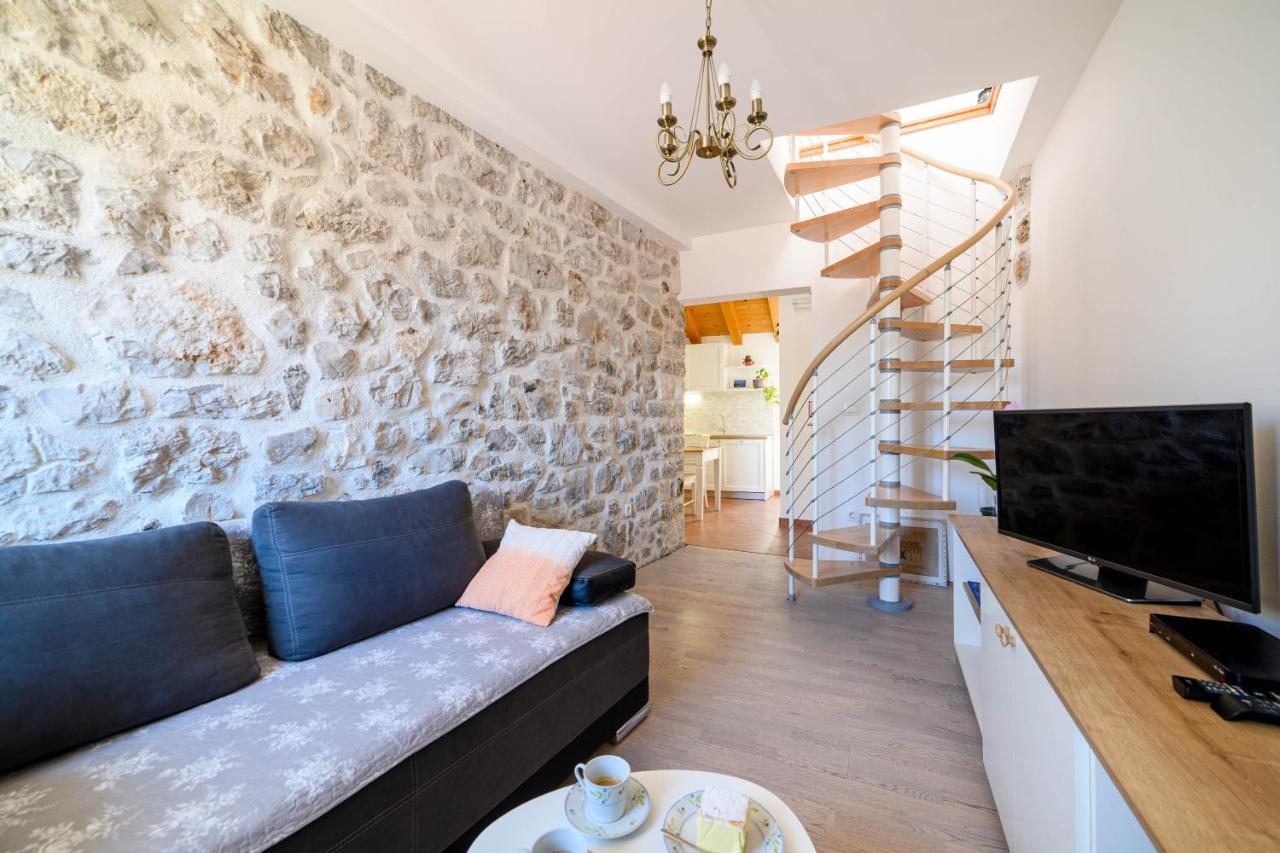 שיבניק Apartments Festum מראה חיצוני תמונה