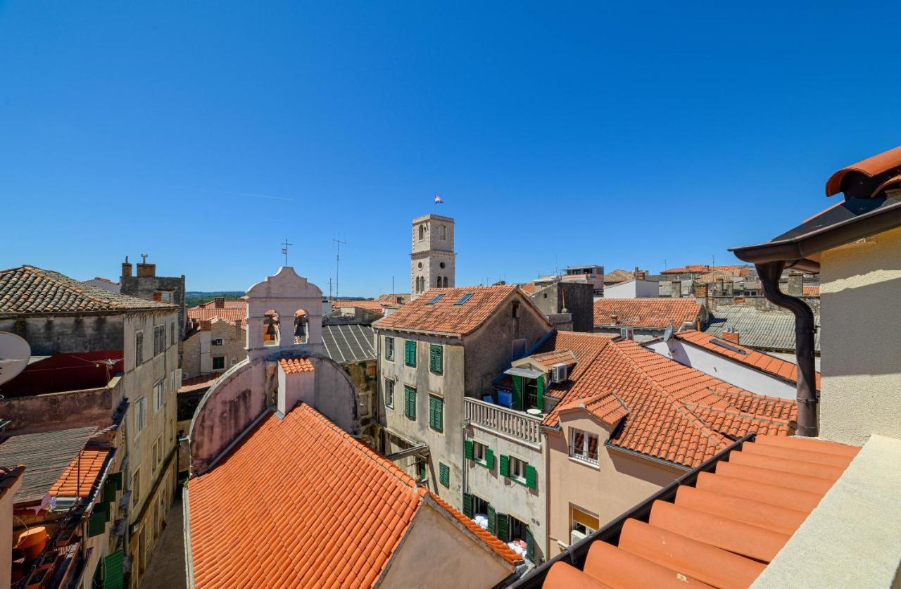 שיבניק Apartments Festum מראה חיצוני תמונה
