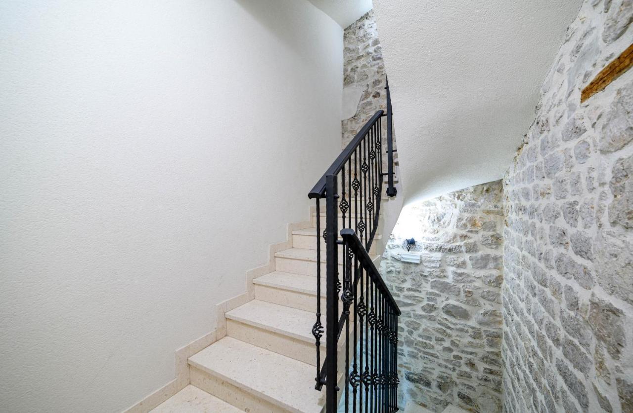 שיבניק Apartments Festum מראה חיצוני תמונה